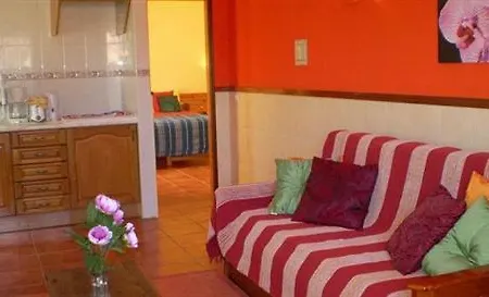 ゲストハウス Graciosa - Tranquility Oasis